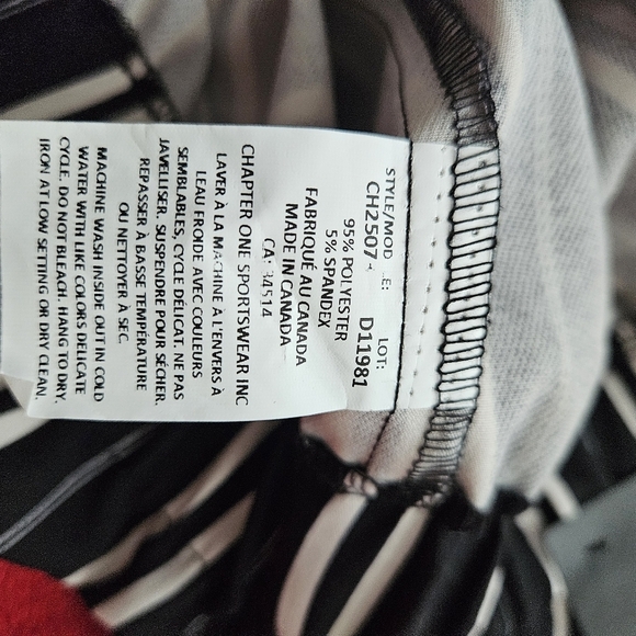 Meg & Margot Women Short Black & Beige Vertical Stripes-Size Small Petite - Picture 4 of 6